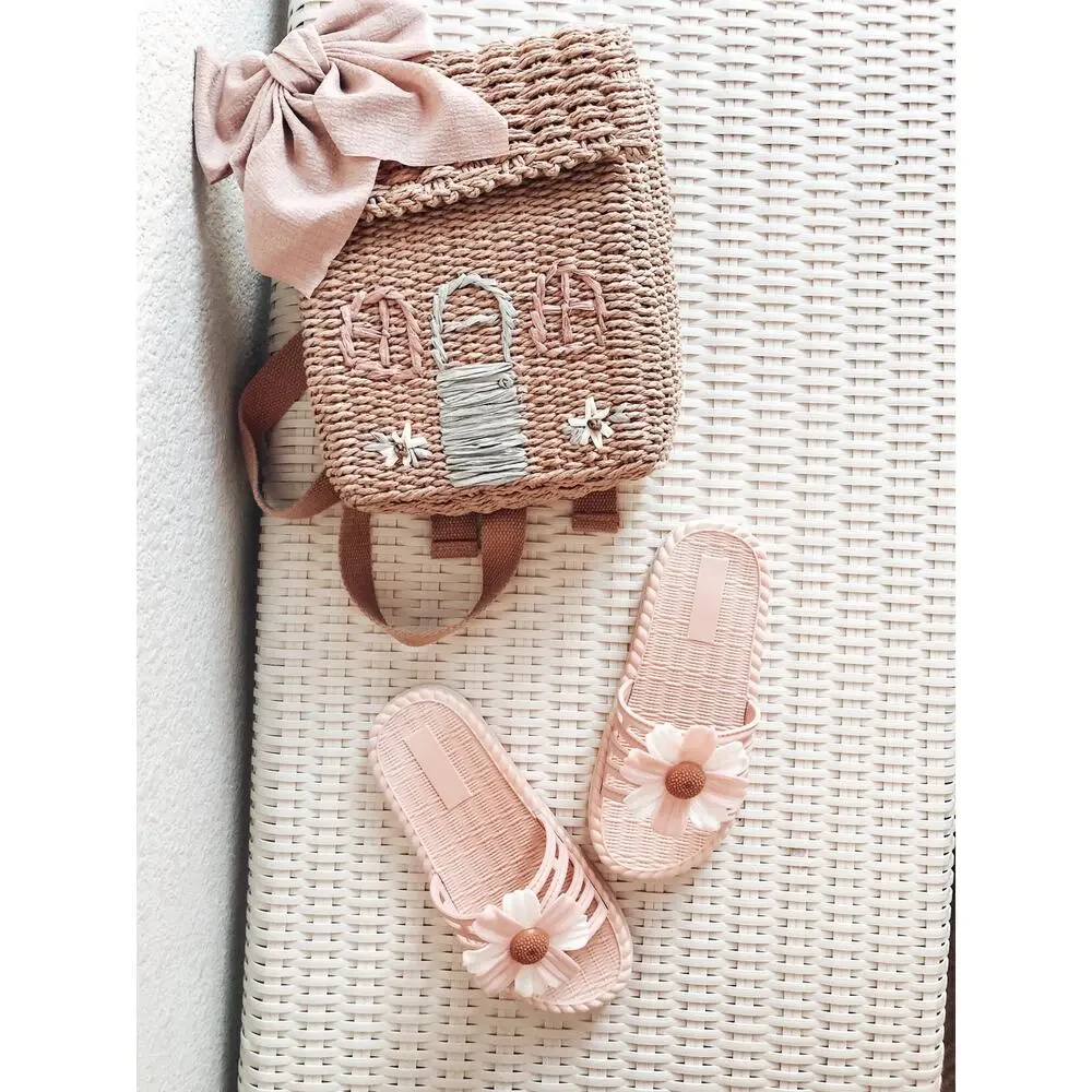 New Darling Daisy Blush Summery Flat Sandal Flip Flops 9/10